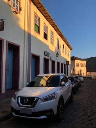 NISSAN KICKS 1.6 16V FLEXSTART SL 4P XTRONIC